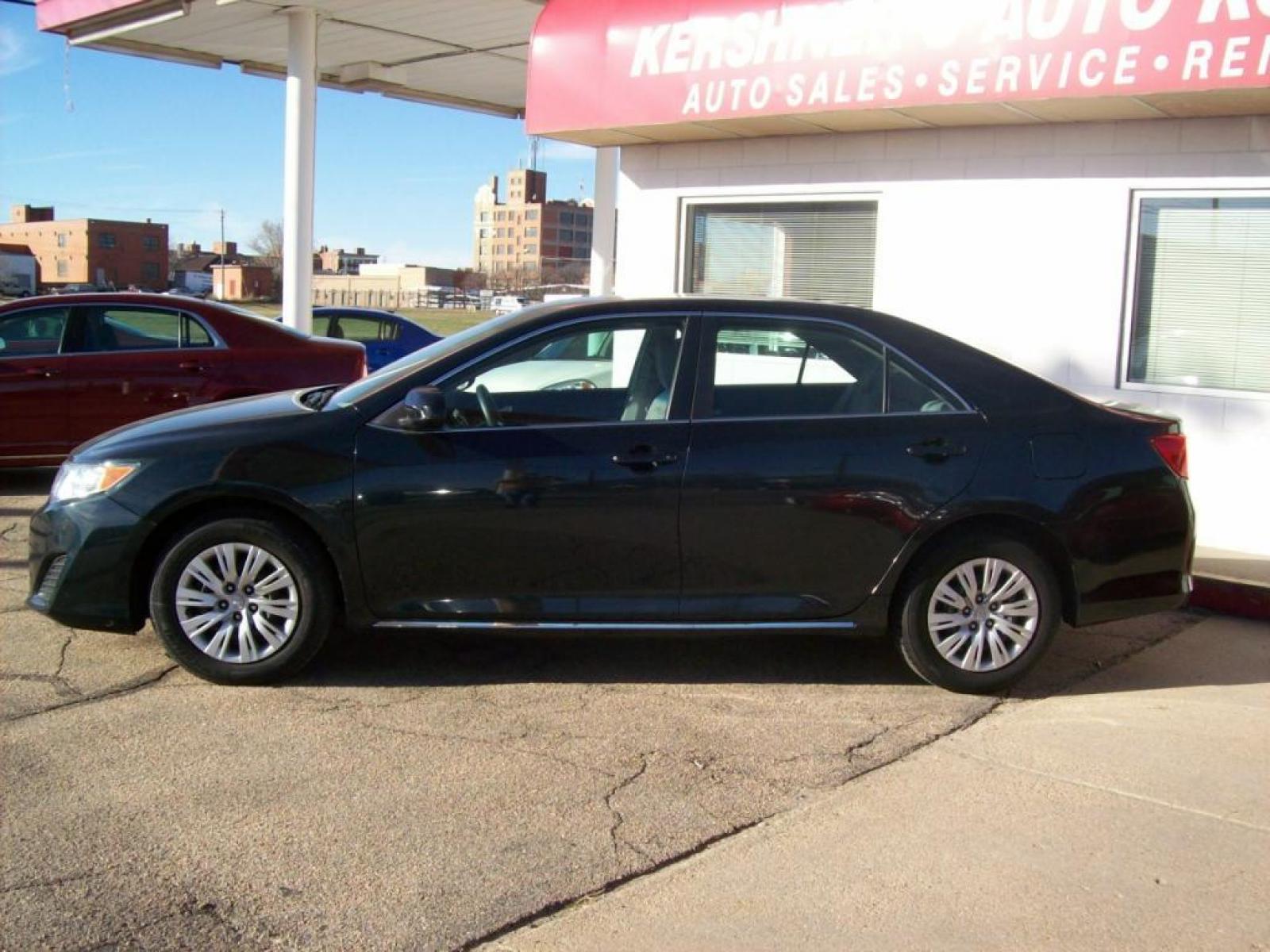 2012 Green /Tan Toyota Camry LE (4T1BF1FK6CU) with an L4, 2.5L engine, Automatic transmission, located at 220 West South St., Hastings, NE, 68901, (402) 461-3161, 40.582653, -98.383919 - Photo #1
